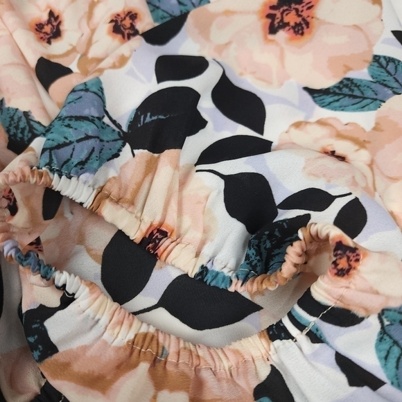 New Show Me Your Mumu Green Pink Floral Romper Sz S - Picture 14 of 14